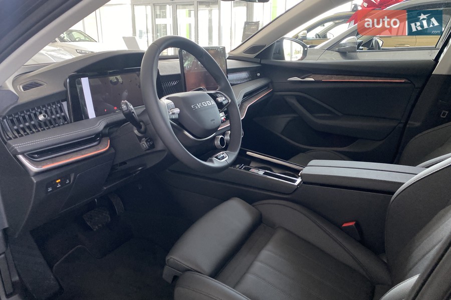 Skoda Superb - фото 20