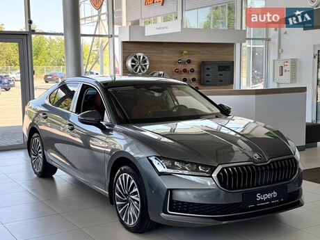 Skoda Superb 2025