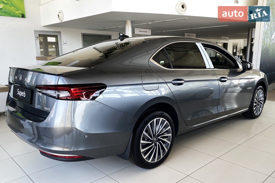 Skoda Superb - фото 4