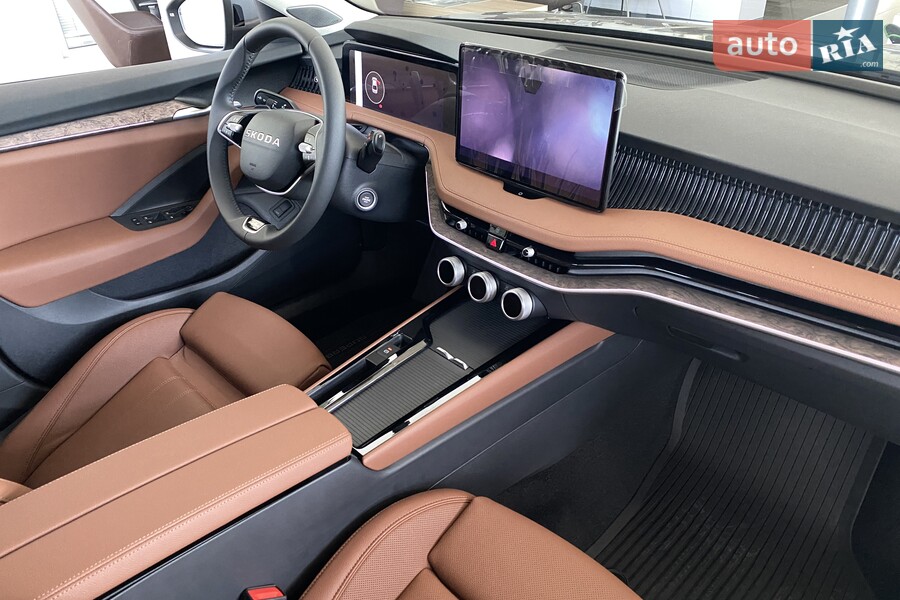 Skoda Superb - фото 12