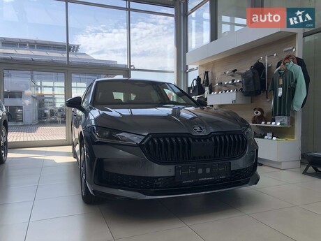 Skoda Superb 2025