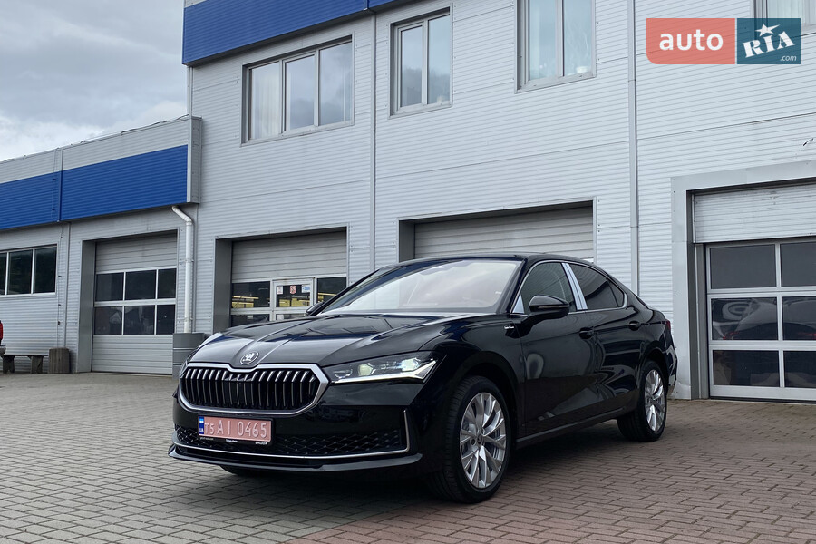 Skoda Superb - фото 10