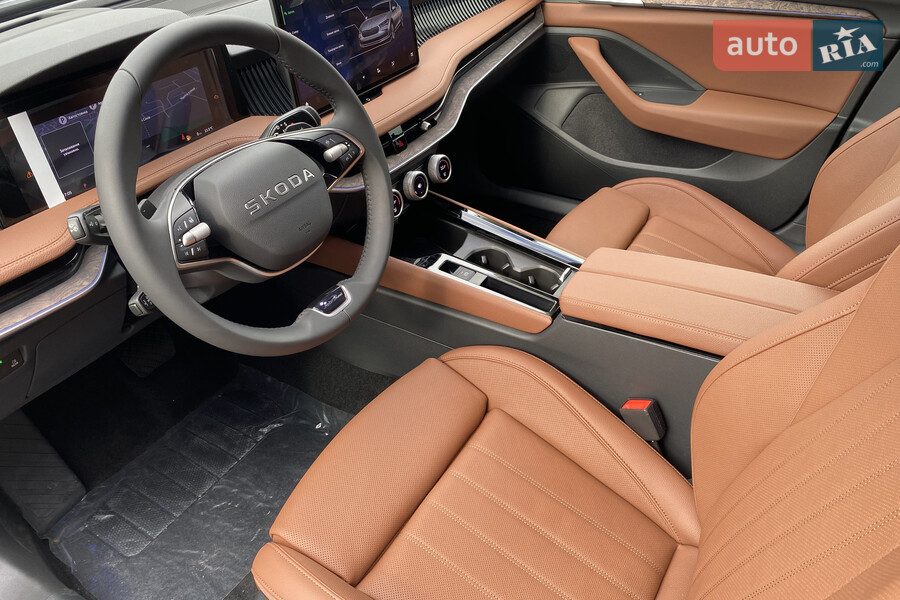 Skoda Superb - фото 17