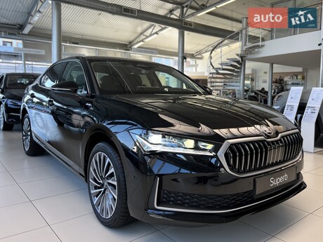 Skoda Superb 2025