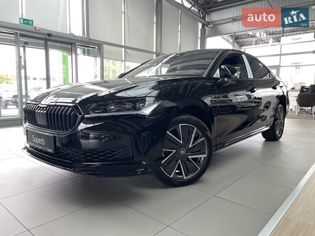 Skoda Superb 2025