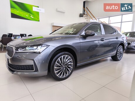 Skoda Superb 2025