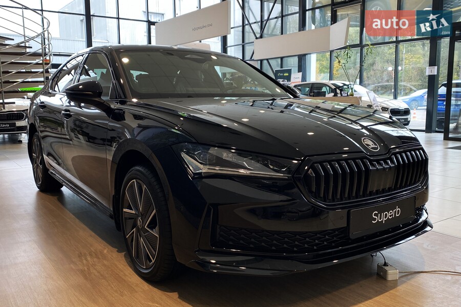 Skoda Superb - фото 2