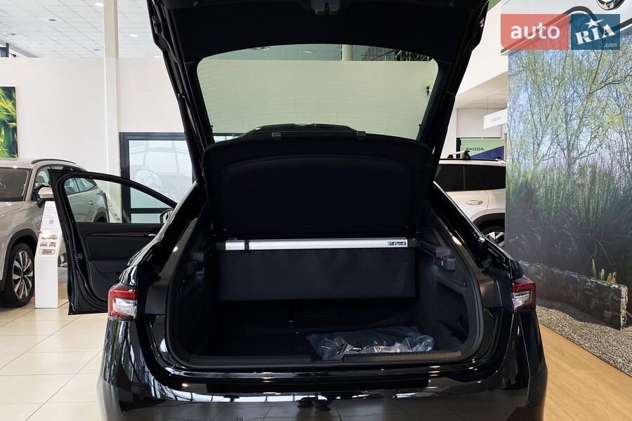 Skoda Superb - фото 12