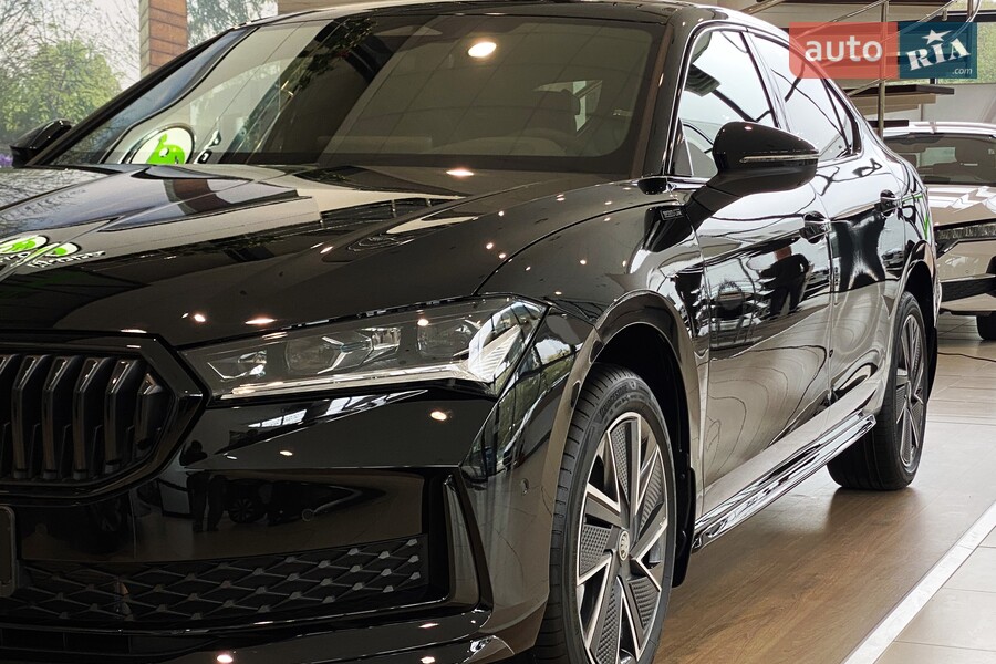 Skoda Superb - фото 9