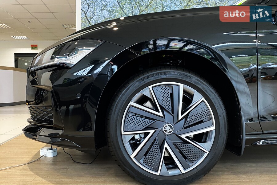 Skoda Superb - фото 11