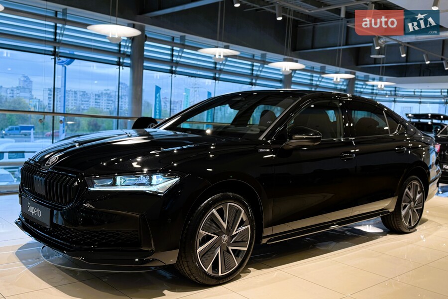 Skoda Superb - фото 5