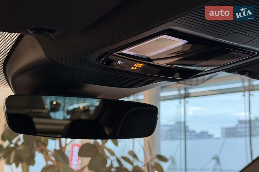 Skoda Superb - фото 12