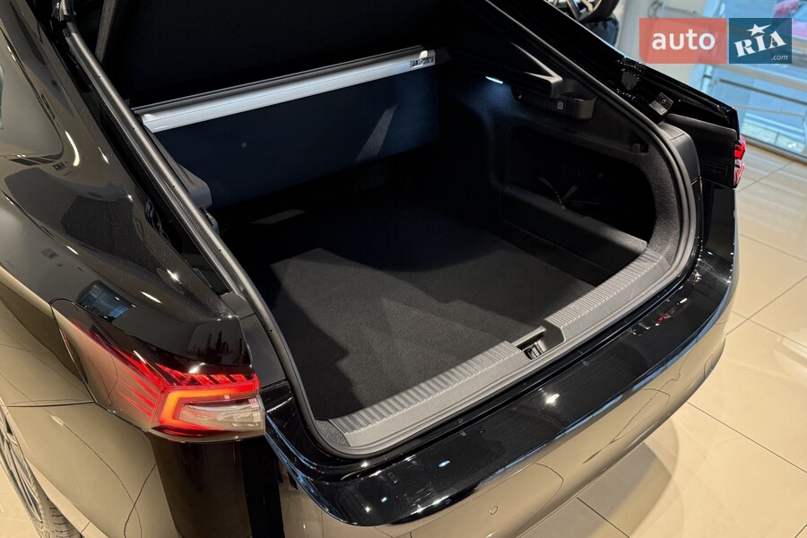 Skoda Superb - фото 11