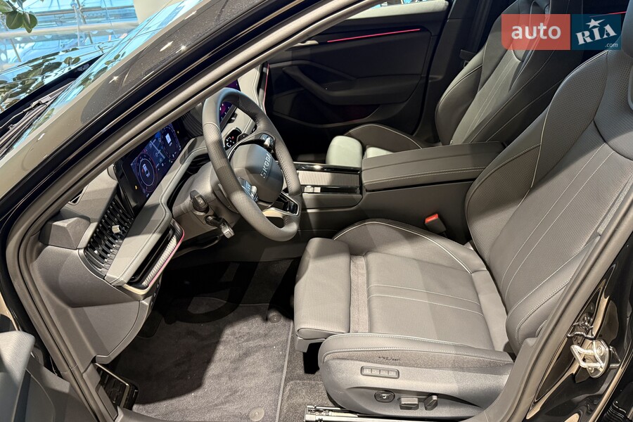 Skoda Superb - фото 27