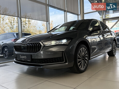 Skoda Superb 2025