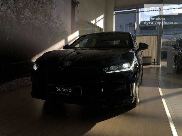 Лифтбэк Skoda Superb 2025 в Ужгород Лифтбэк Skoda Superb 2025 в Ужгород
