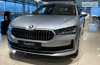 Skoda Superb 2025 Laurin & Klement