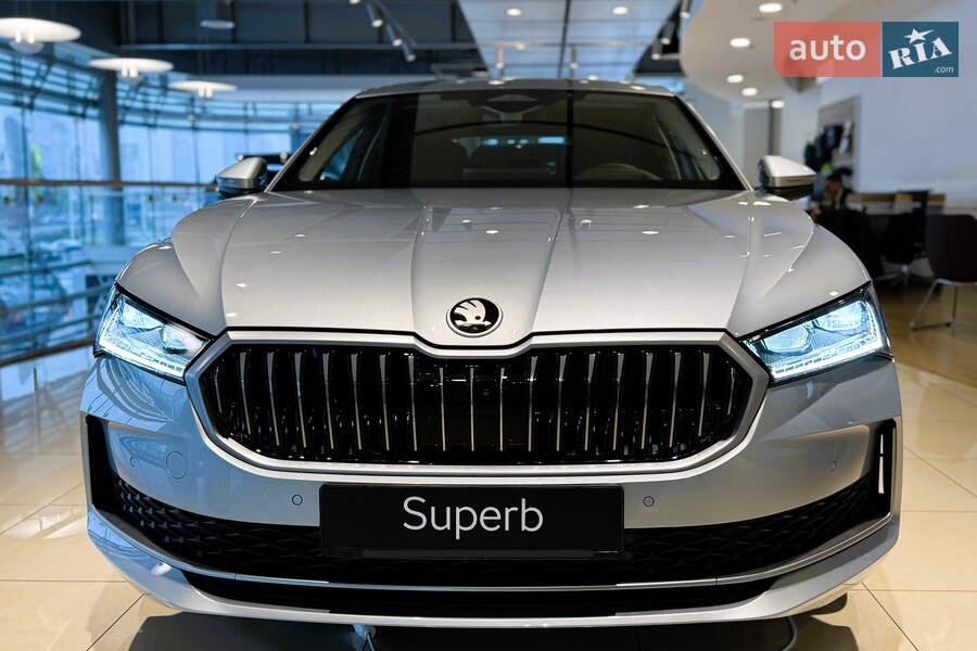 Skoda Superb - фото 2