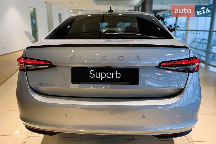 Skoda Superb - фото 6
