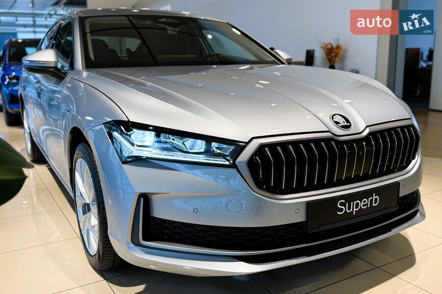 Skoda Superb - фото 1