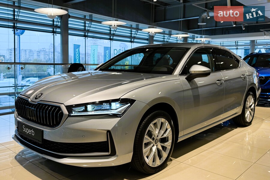 Skoda Superb - фото 3