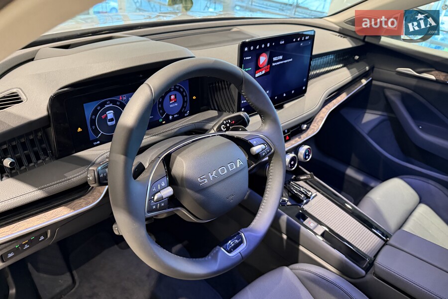 Skoda Superb - фото 17