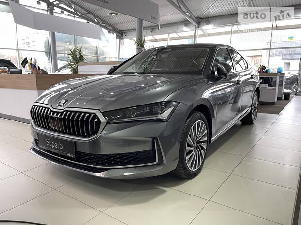 Skoda Superb 2025