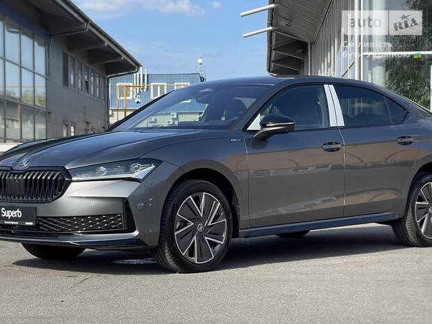 Skoda Superb 2025