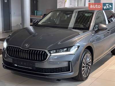 Skoda Superb 2025 Individual