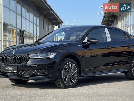 Skoda Superb 2025