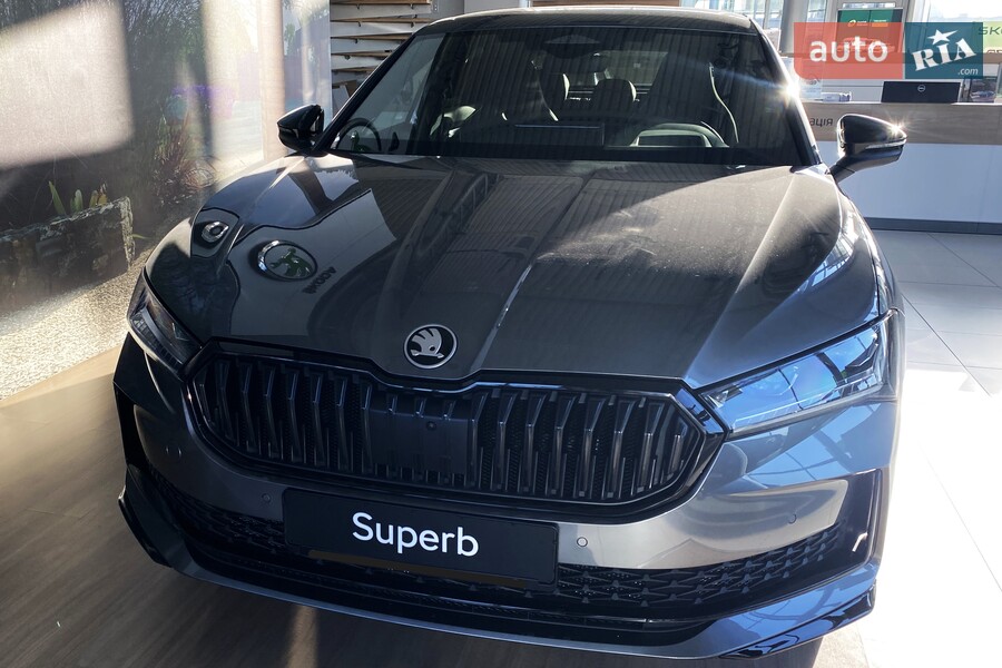 Skoda Superb - фото 1