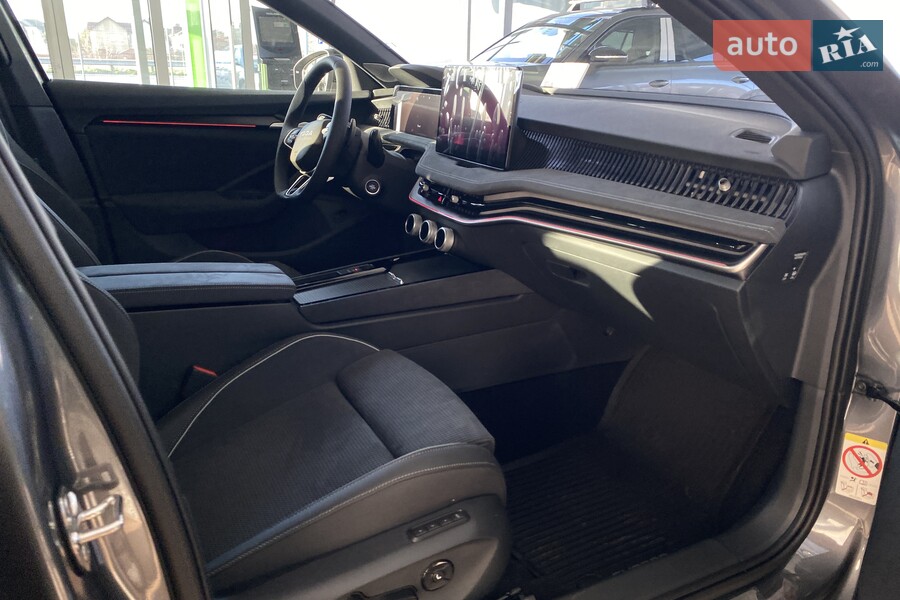 Skoda Superb - фото 16