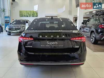 Новий Skoda Superb 2025 - фото 5