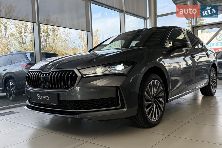 Skoda Superb - фото 2