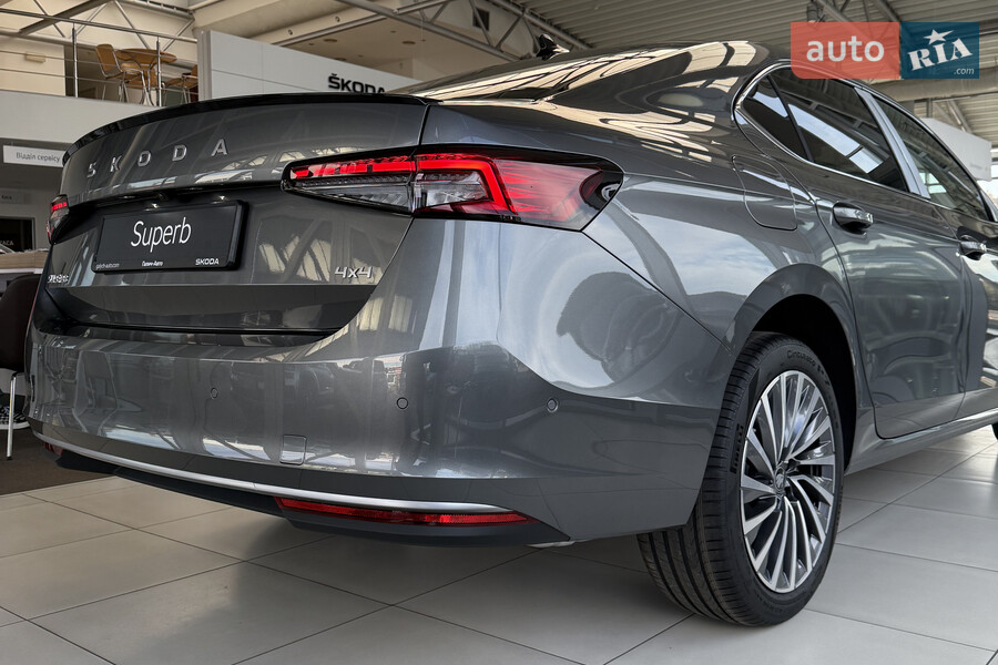 Skoda Superb - фото 6