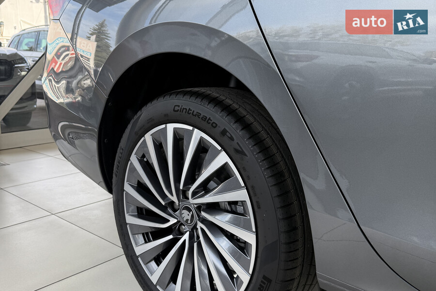 Skoda Superb - фото 7