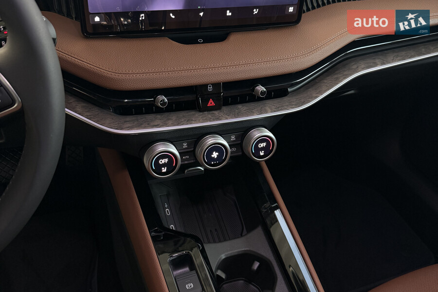 Skoda Superb - фото 19