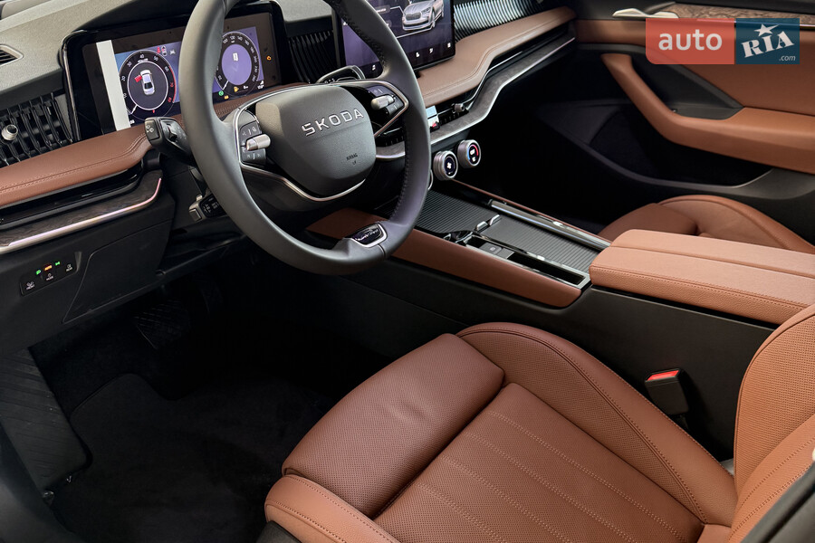 Skoda Superb - фото 16