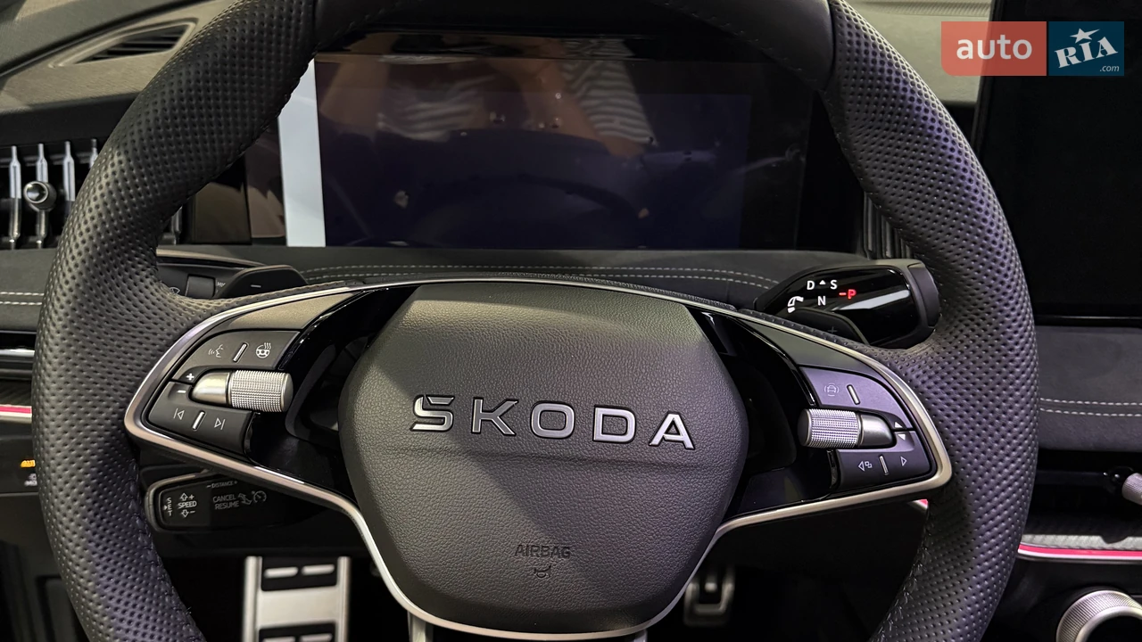 Skoda-32