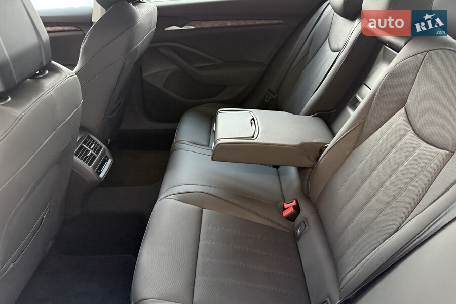 Skoda Superb - фото 15