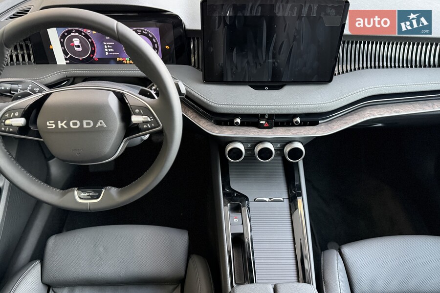 Skoda Superb - фото 18