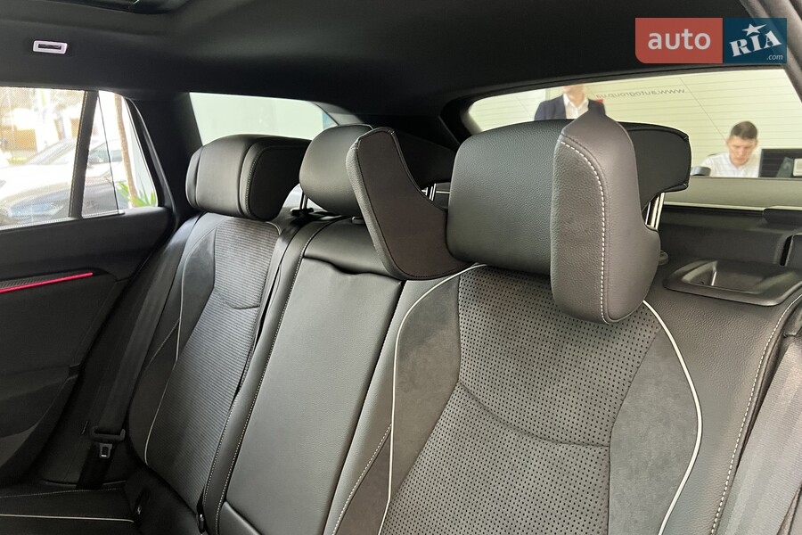 Skoda Superb - фото 17