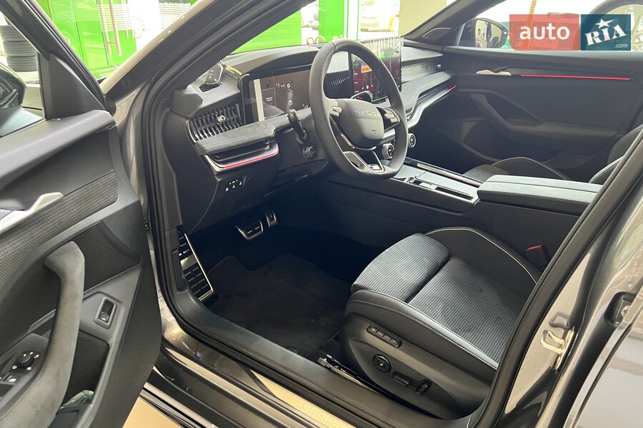 Skoda Superb - фото 15