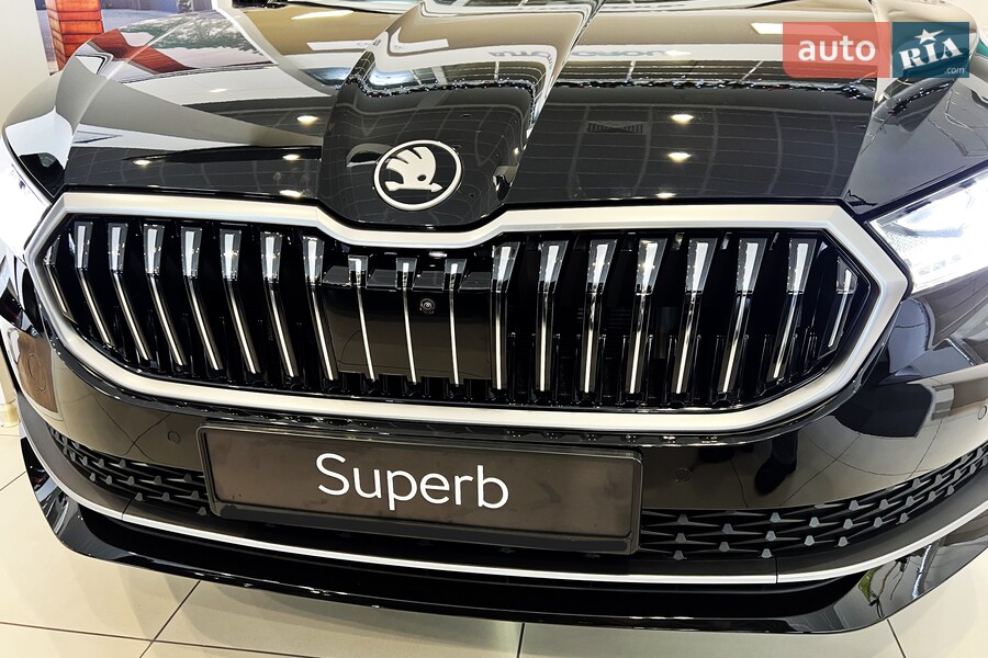Skoda Superb - фото 10