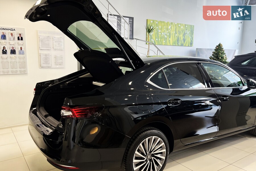 Skoda Superb - фото 6