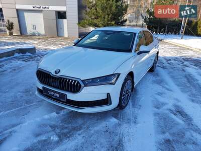 Skoda Superb 2025 Laurin & Klement