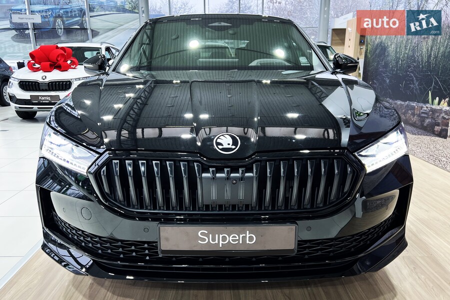 Skoda Superb - фото 1