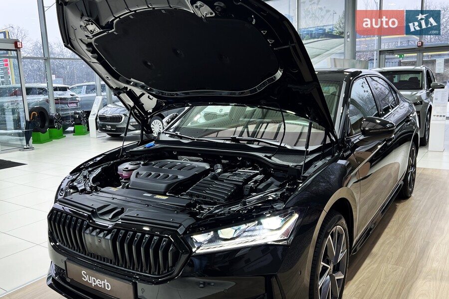 Skoda Superb - фото 18