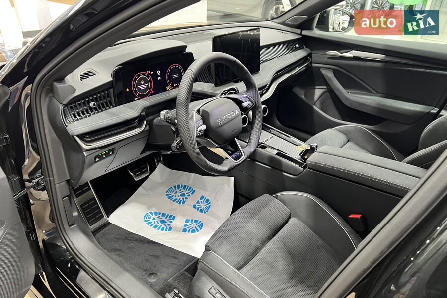 Skoda Superb - фото 16