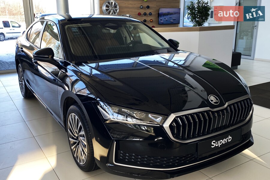 Skoda Superb - фото 3